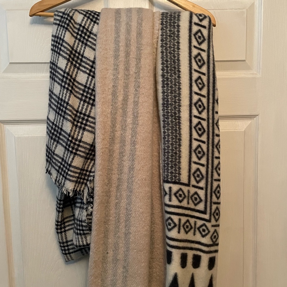 Also scarves